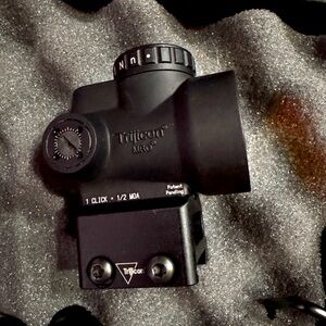 Trijicon MRO 1x25 mm, Adjustable Red Dot Sight.
Never fired/un-used